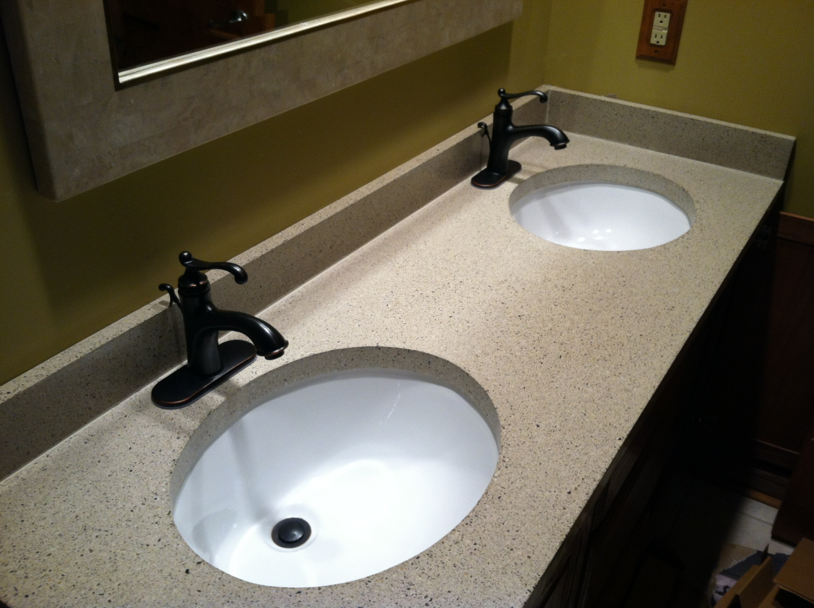 Awesome Bath Sink Design With White Ceramic Tops And Black Ceramic pertaining to size 2592 X 1936