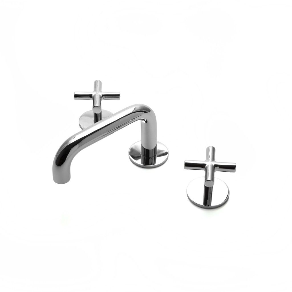 Flyte Low Profile Three Hole Deck Mounted Lavatory Faucet With Metal in size 1024 X 1024