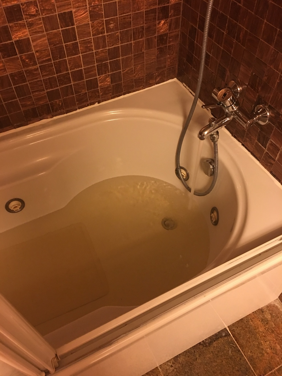 Brown Water Coming Out Of Bathroom Faucet Faucet Ideas Site