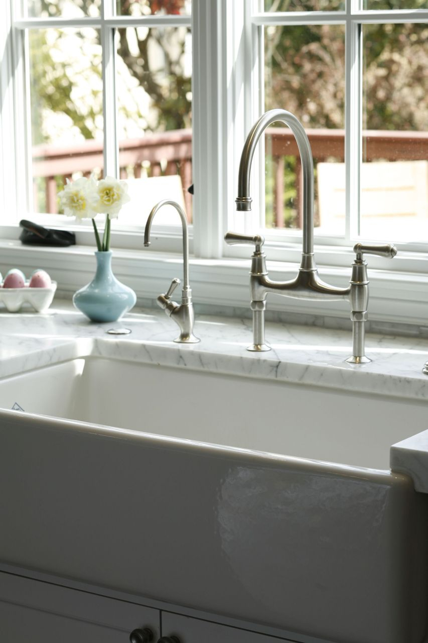 This Beautiful Rohl Sink And Faucet Give Your Kitchen A Classic Look for proportions 853 X 1280