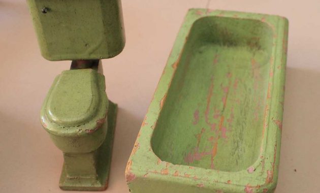 A Vintage Pink Bathroom For The Dollhouse Including World Of Tile for measurements 1000 X 908