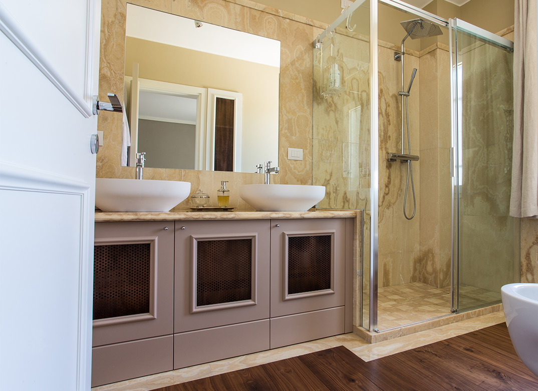 Luxury Bathroom Furniture Marble And Modern Luxury Bathrooms intended for proportions 1074 X 781