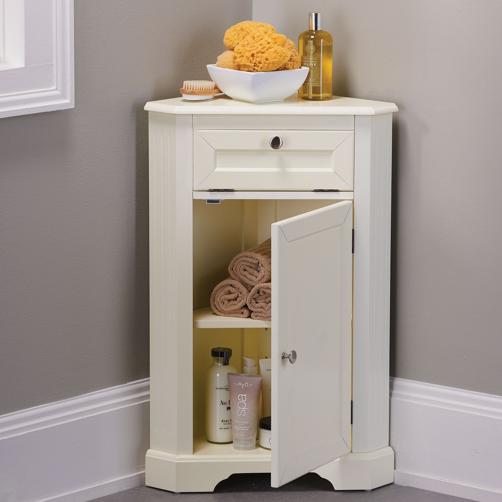 Maximize Storage Space In Small Bathrooms With Our Weather Corner for size 2000 X 2000