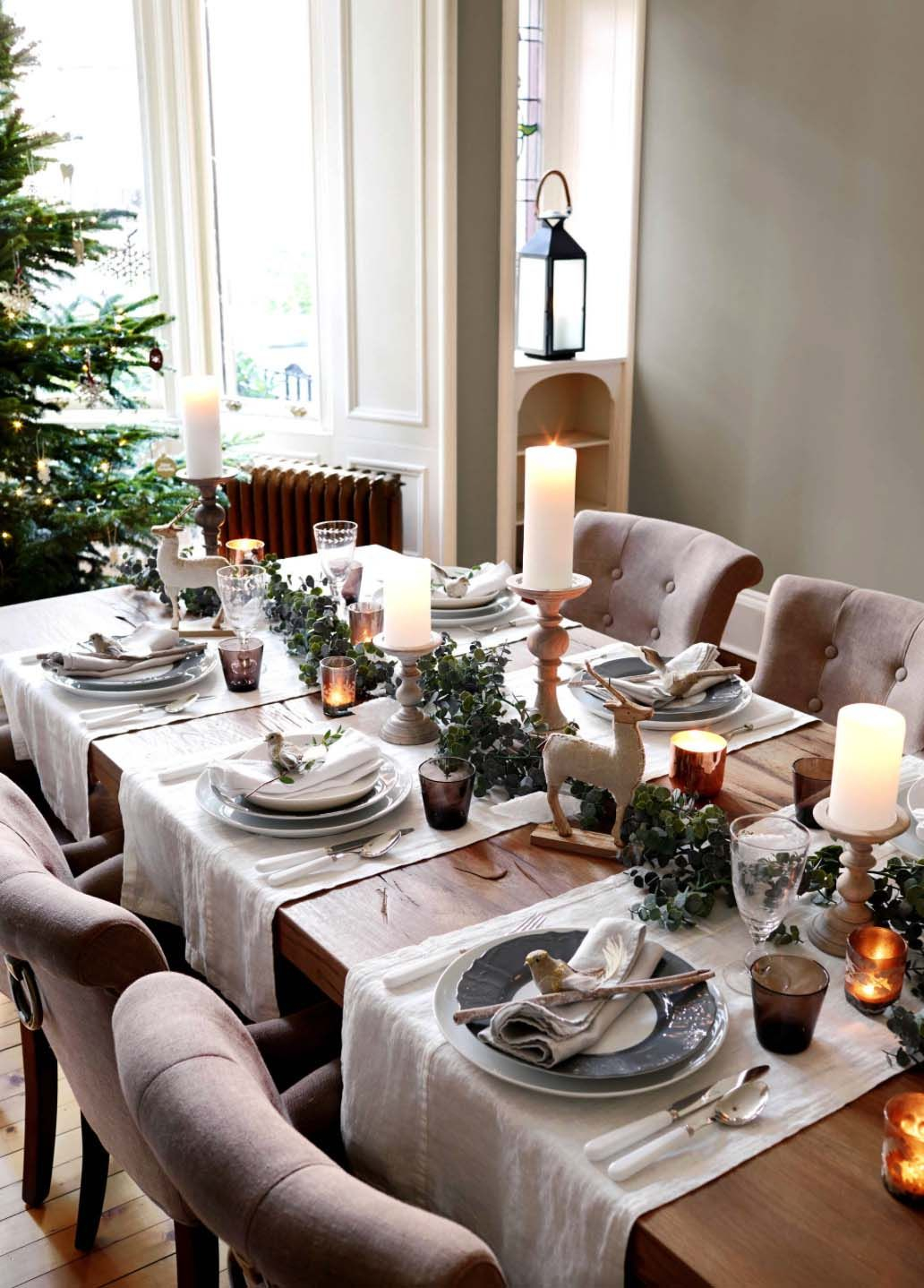 33 Inspiring Christmas Decor Ideas To Elevate Your Dining for size 1032 X 1438