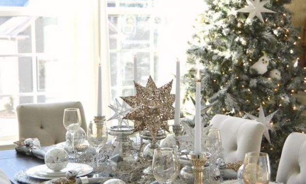 48 Beautiful Winter Dining Room Table Decor Ideas Which You with regard to size 900 X 1353