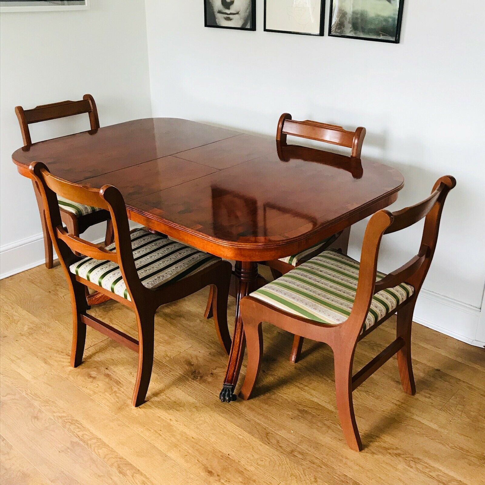 Abbeycraft Reproduction Antique Georgian Yew Dining Table With Chairs regarding size 1600 X 1600