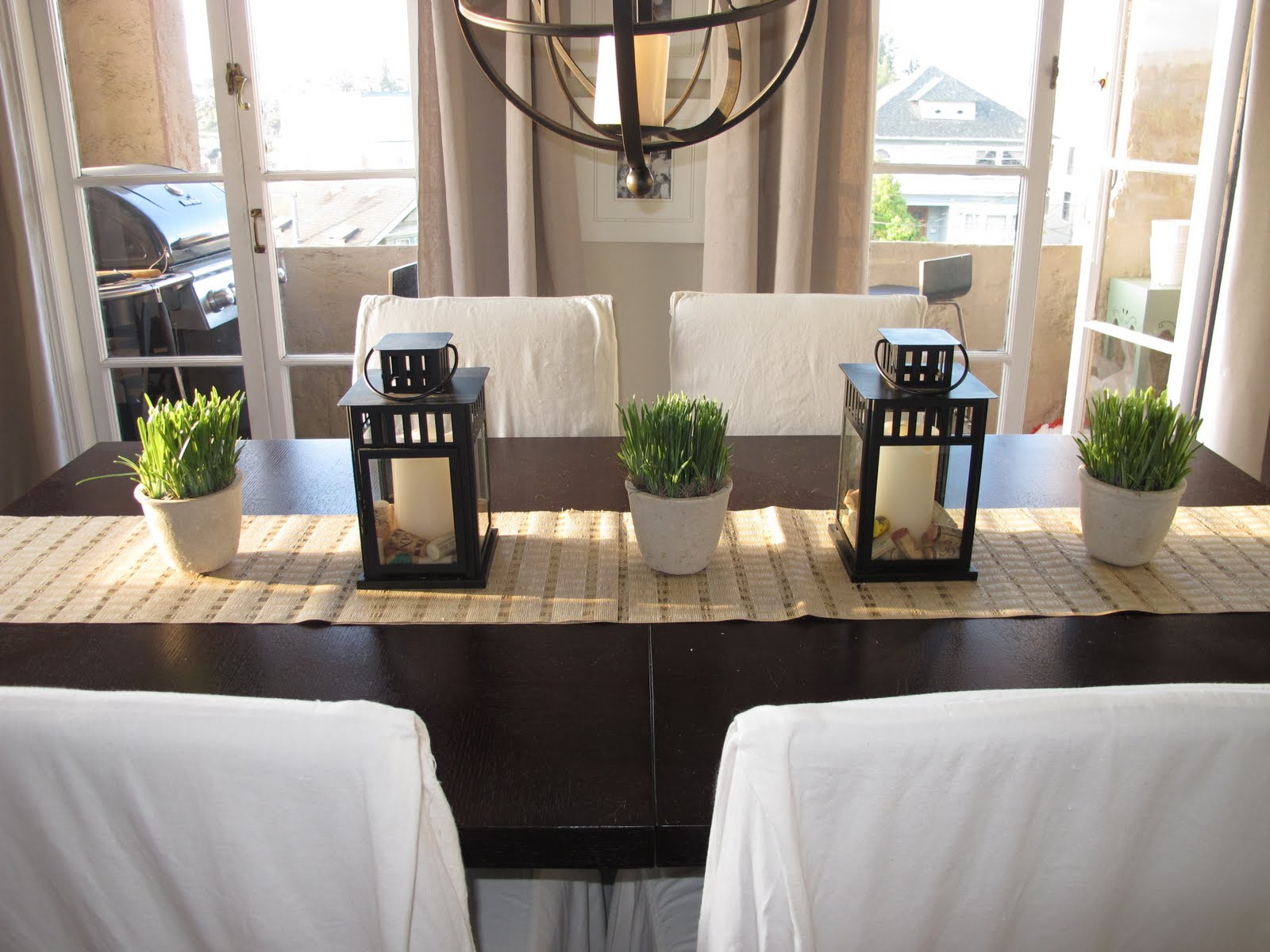 Centerpiece Ideas For Dining Room Tables To Spruce Up Your intended for dimensions 1600 X 1200