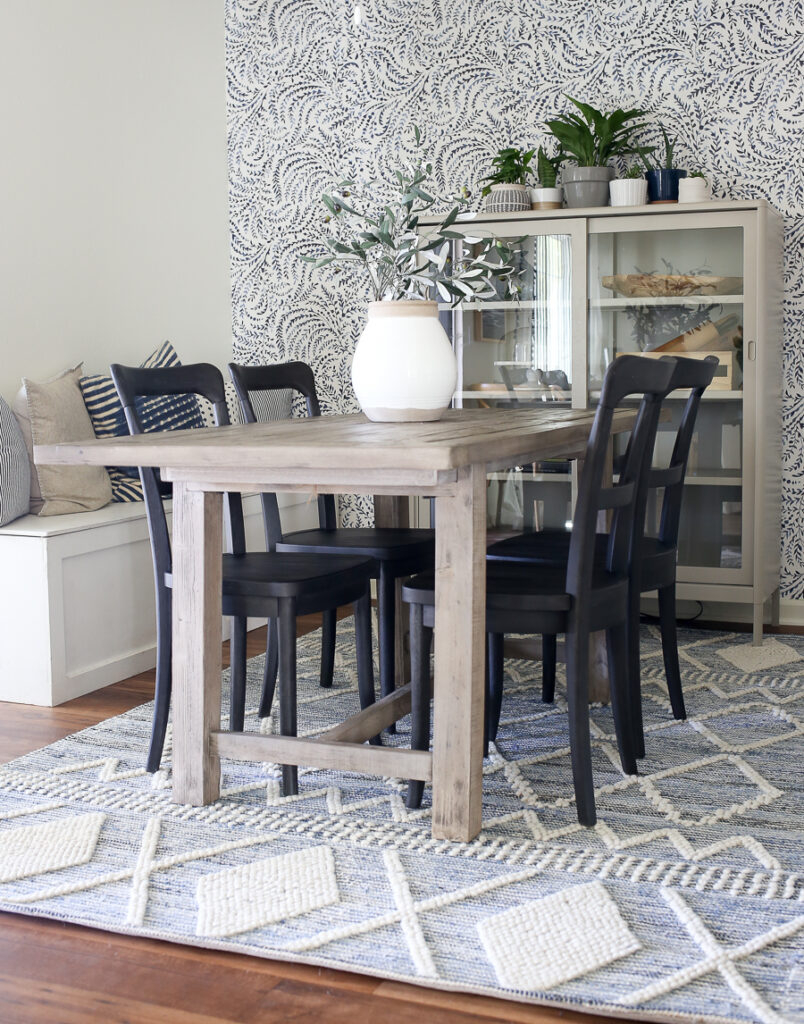 Coastal Inspired Dining Room With Lots Of Rental Decorating for dimensions 804 X 1024