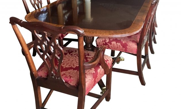 council craftsman dining room table