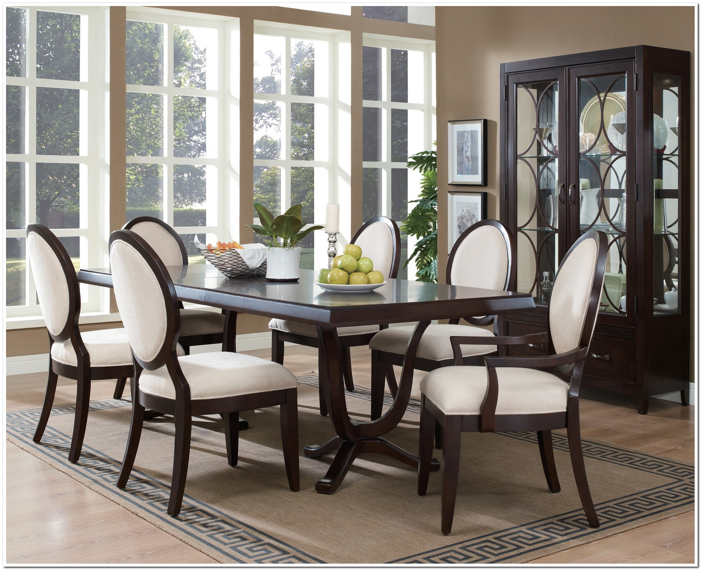 small european dining room sets