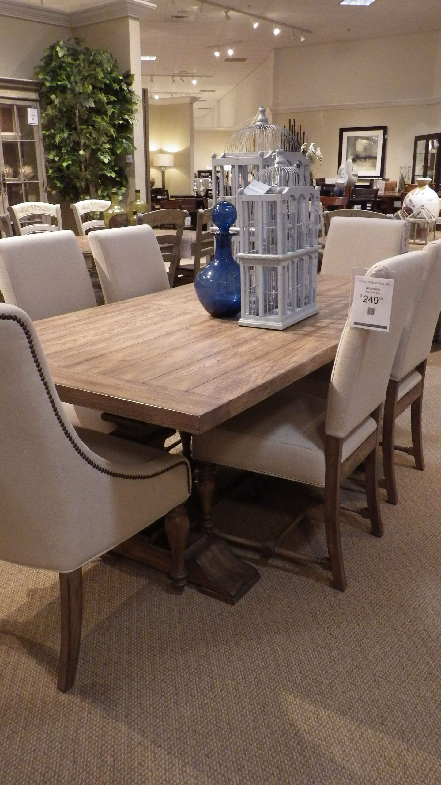 Havertys Avondale Table 78long 1200 Dining Table Chairs for measurements 2592 X 4608