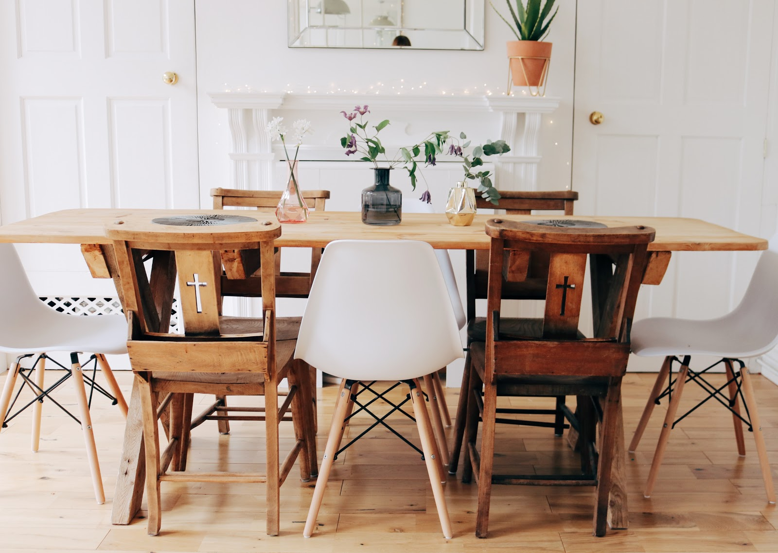 Modern Rustic Dining Room Inspiration Brick Dust Glitter within measurements 1600 X 1138