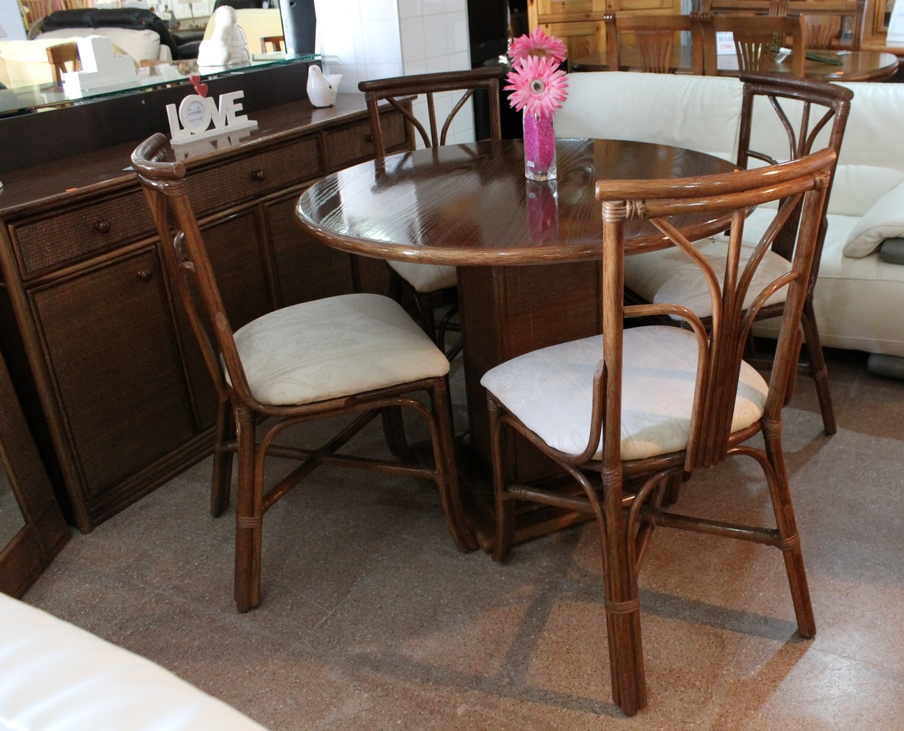 New2you Furniture Second Hand Tables Chairs For The with proportions 1316 X 1064
