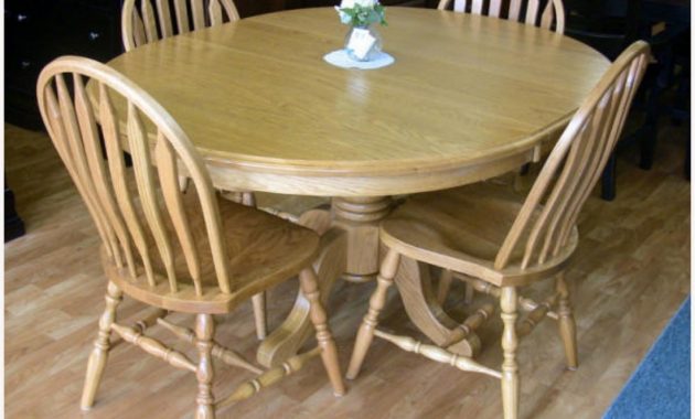 Single Pedestal Mennonite Oak Table Lloyds Mennonite pertaining to measurements 1100 X 893