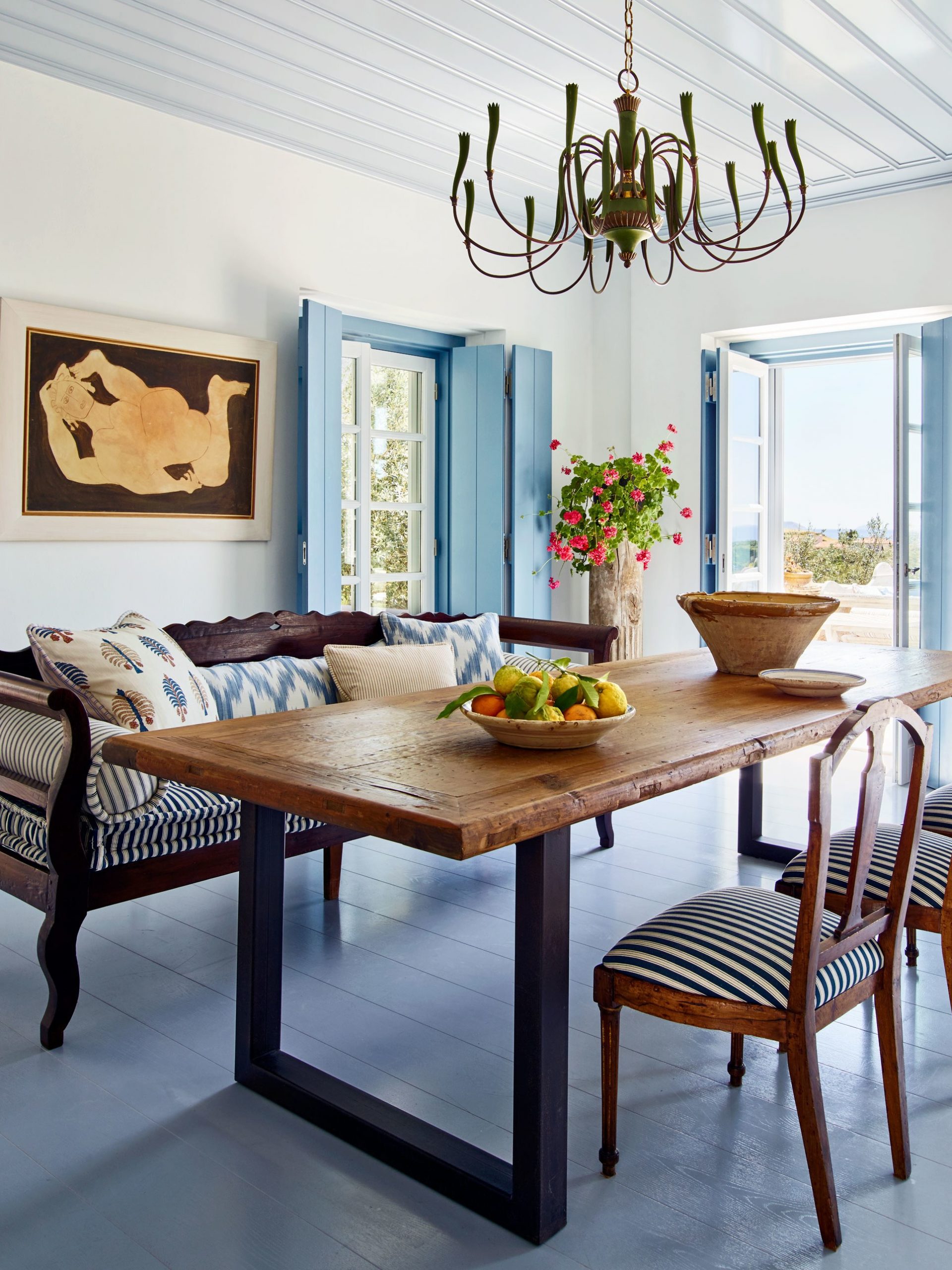 Tips To Mix And Match Dining Room Chairs Successfully pertaining to proportions 1932 X 2576