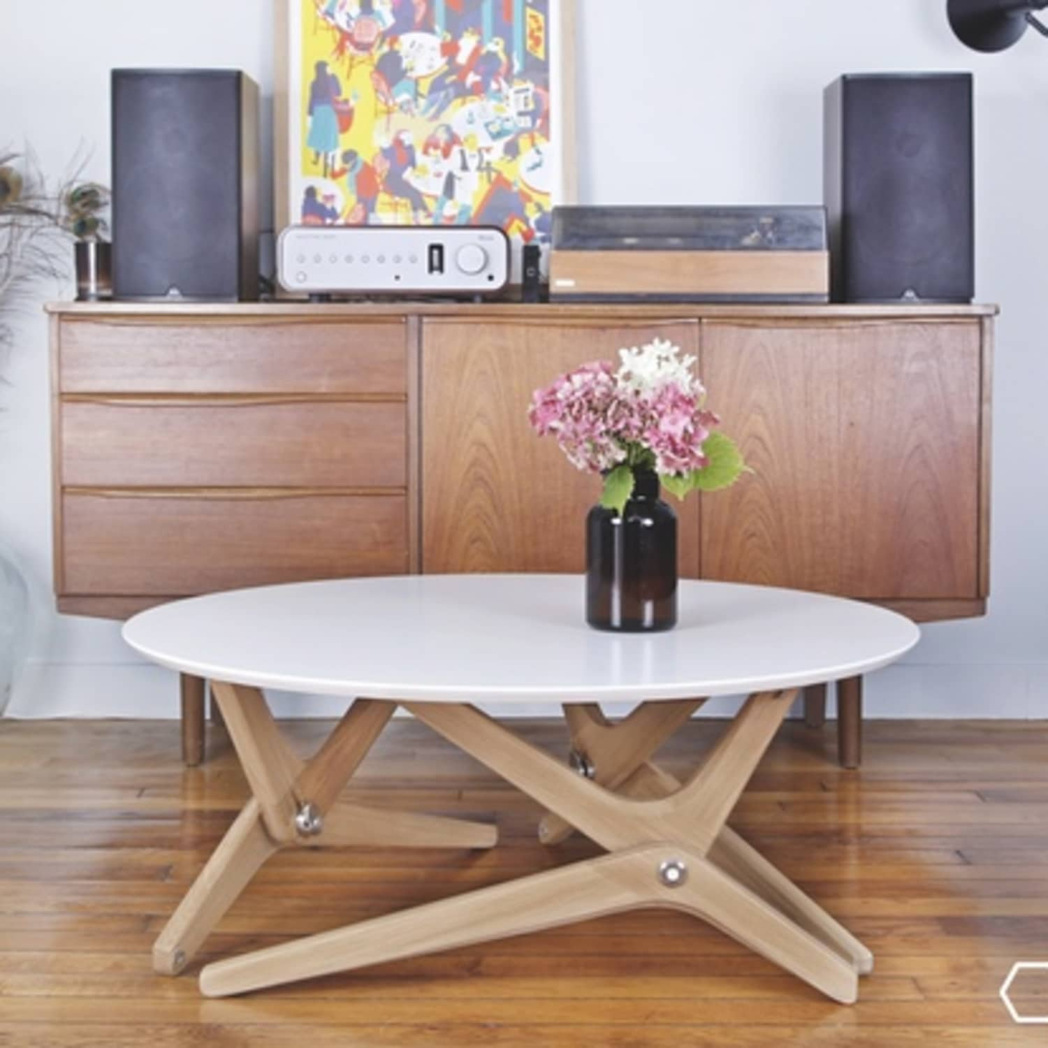 Watch This Coffee Table Convert To A Dining Table In One in sizing 1500 X 1500